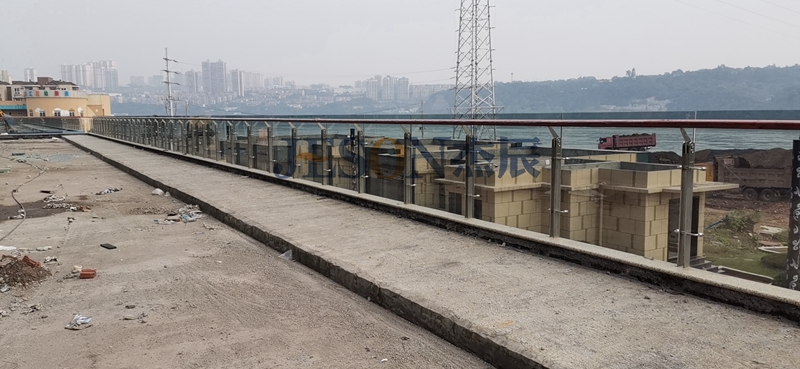 專業(yè)江景護(hù)欄，還看杰辰五金